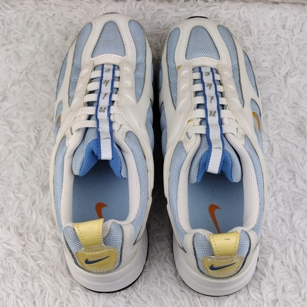 Nike XCelleration Blue Mesh White Detail Elastic Lace Step In Running Sneaker